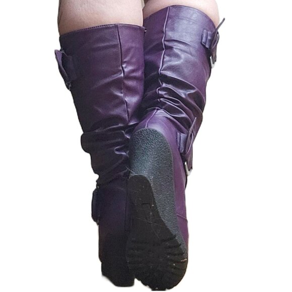 Mid-Calf Wedge Boots - Picture 3 of 4